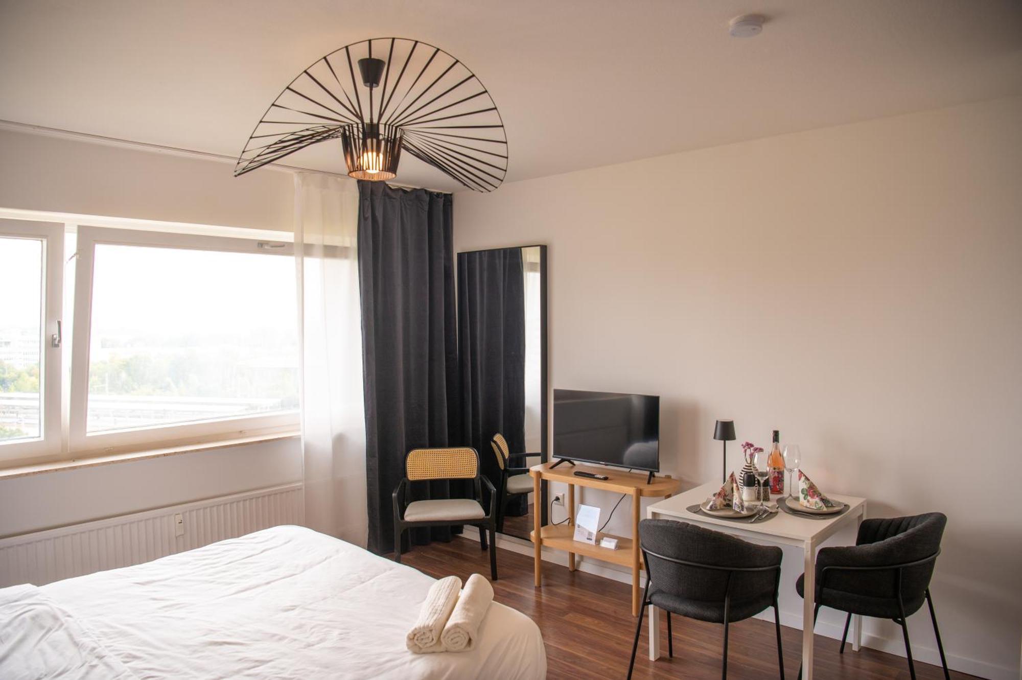 Apartments Strauss Near Bs-Hauptbahnhof ブラウンシュバイク エクステリア 写真